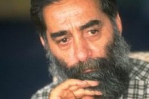&Uuml;nl&uuml; y&ouml;netmen yaşamını yitirdi