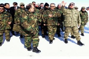 Başkomutan askeri tatbikatta
