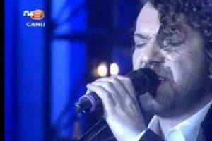 Halil Sezai sonbahar şarkısına klip &ccedil;ekti
