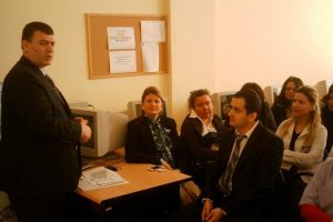BUSMEK'ten insan hakları semineri