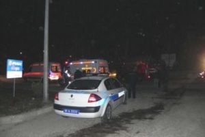 Elektrik &ccedil;ay bah&ccedil;esini k&uuml;l etti