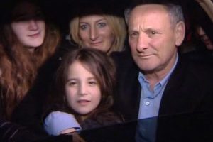 Şike davasında tahliyeler başladı..İşte o mutlu anlar