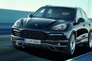 Porsche 100 bin aracı geri &ccedil;ağırdı