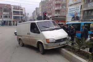 Polislere ecel terleri d&ouml;kt&uuml;rd&uuml;