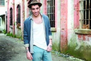 Can Bonomo listeleri alt &uuml;st etti