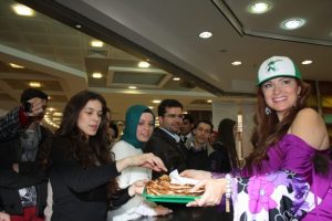Panpiş Bursa'da hayranlarıyla buluştu