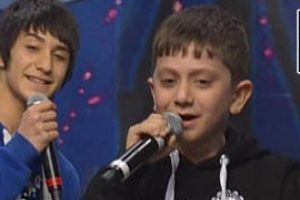 8 yaşındaki rap&ccedil;i Yıldırım Elmas hayran bıraktı!