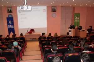 &Uuml;niversite &ouml;ğrencilerine iş sağlığı eğitimi