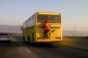 Otob&uuml;ste bedava yolculuk