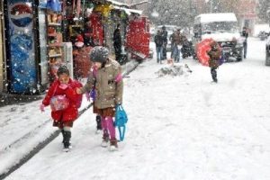 Veli ve &ouml;ğrenciler tatil bekliyor