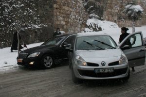 Vali Harput da kar engeline takıldı