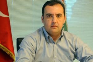 Sel&ccedil;uk Eren: Bursaspor Play-off'a kalacak