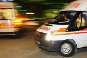 Servis otob&uuml;s&uuml; devrildi: 32 yaralı