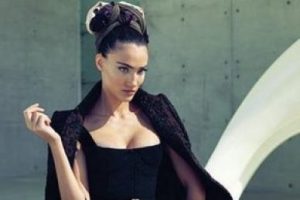 Penelope ile kırmızı halıda y&uuml;r&uuml;yecek