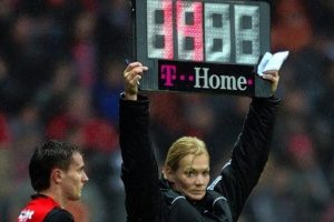 Futbola 4. oyuncu değişikliği geliyor
