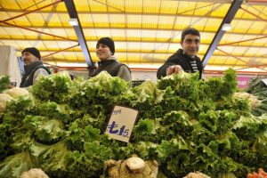 Bursa esnafı TL'nin yeni simgesini sevdi