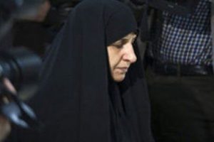 Ahmedinejad'ın kız kardeşinden şok iddia