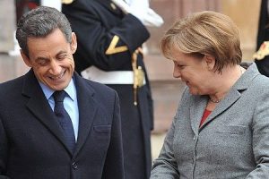 Merkel Sarkozy i&ccedil;in &ccedil;alışıyor
