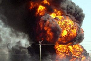 Kongo'da cephanelik patladı: 223 &ouml;l&uuml;