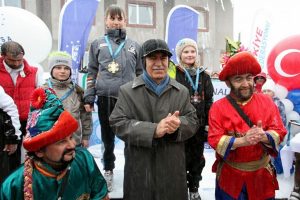D&uuml;nya &ccedil;ocukları Uludağ'da buluştu