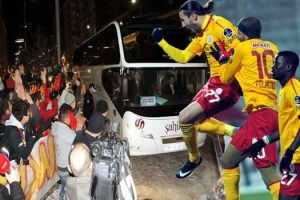 Aslan Sivas'ta 4 &ccedil;ekti
