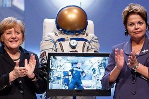 Astronotlu a&ccedil;ılış