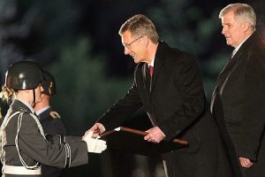 Wulff i&ccedil;in askeri t&ouml;ren