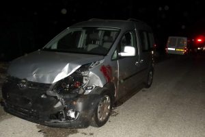 Ara&ccedil; s&uuml;r&uuml;ye daldı 12 koyun telef oldu