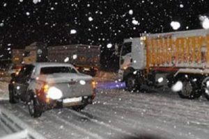 İstanbul'da kar yağışı başladı!