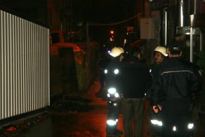 Altıparmak'ta yol &ccedil;&ouml;kt&uuml;