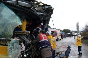 İznik'te trafik faciası