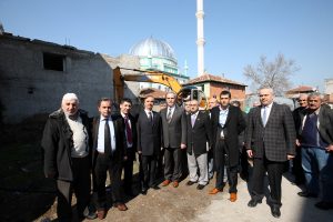 Arabayatağı Mahallesi'ne modern meydan