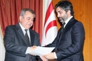 Polat Alemdar KKTC'ye fahri ateşe oldu