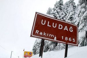 Uludağ'da kar kalınlığı 3,05 metre