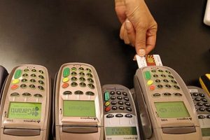 Bankalardan 'kart &uuml;creti' atağı