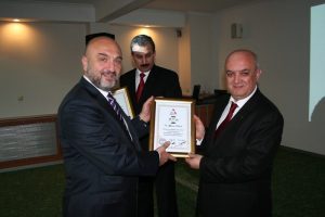 Yal&ccedil;ın Ağaoğlu grup &ccedil;alışanlarını &ouml;d&uuml;llendirdi