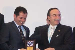 G&uuml;mr&uuml;klerde kuyruk kalkıyor