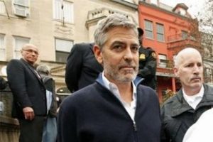George Clooney g&ouml;zaltına alındı