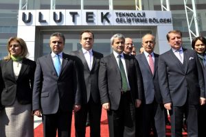 Bakan Erg&uuml;n'den esprili &ouml;rnek
