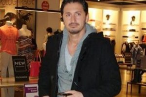 Aşk yerine iş!