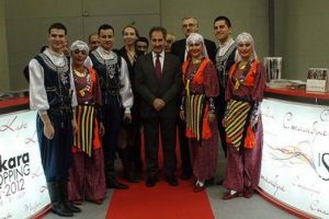 Bakan turizm sezonunu a&ccedil;tı