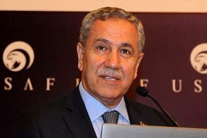 Arın&ccedil;: Milletimizin duasını alıyoruz