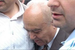 Eski Adalet Bakanı Oktay adliyede