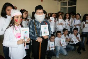 K&uuml;&ccedil;&uuml;k yazarlar yaşlıların hayallerini hikayeleştirdi