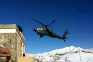 Afganistan'da askeri helikopter b&ouml;yle d&uuml;şt&uuml;