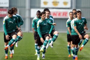 Bursaspor Fenerbah&ccedil;e'ye bileniyor