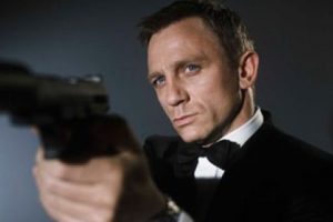 &Ccedil;akma gasp&ccedil;ıları James Bond yakalattı