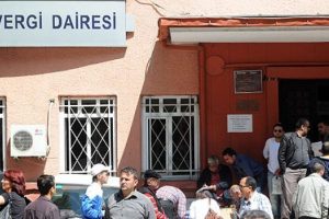 Vergi daireleri yarın a&ccedil;ık