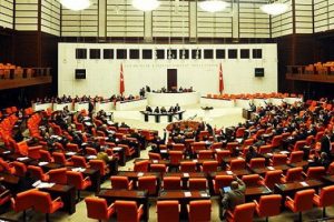 AK Parti vekillerine seyahat yasağı