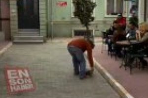 Yalan D&uuml;nya'da Or&ccedil;un'un kaykay denemesi